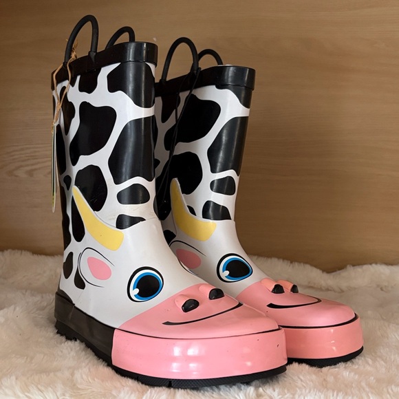 ✨$22✨NWT•Western Chief•Kids’ Colbie Cow Waterproof Rain Boots | Size 2 - Picture 2 of 11